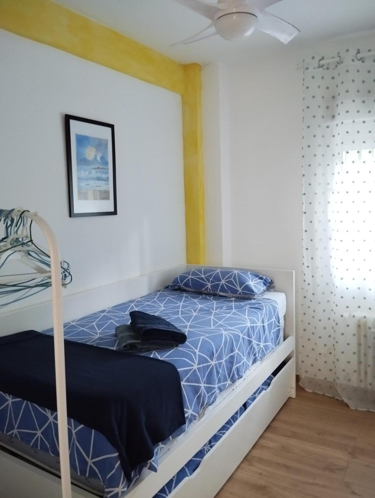 Apartamento Luminoso Y Nuevo En Madrid Rio — Photos 2